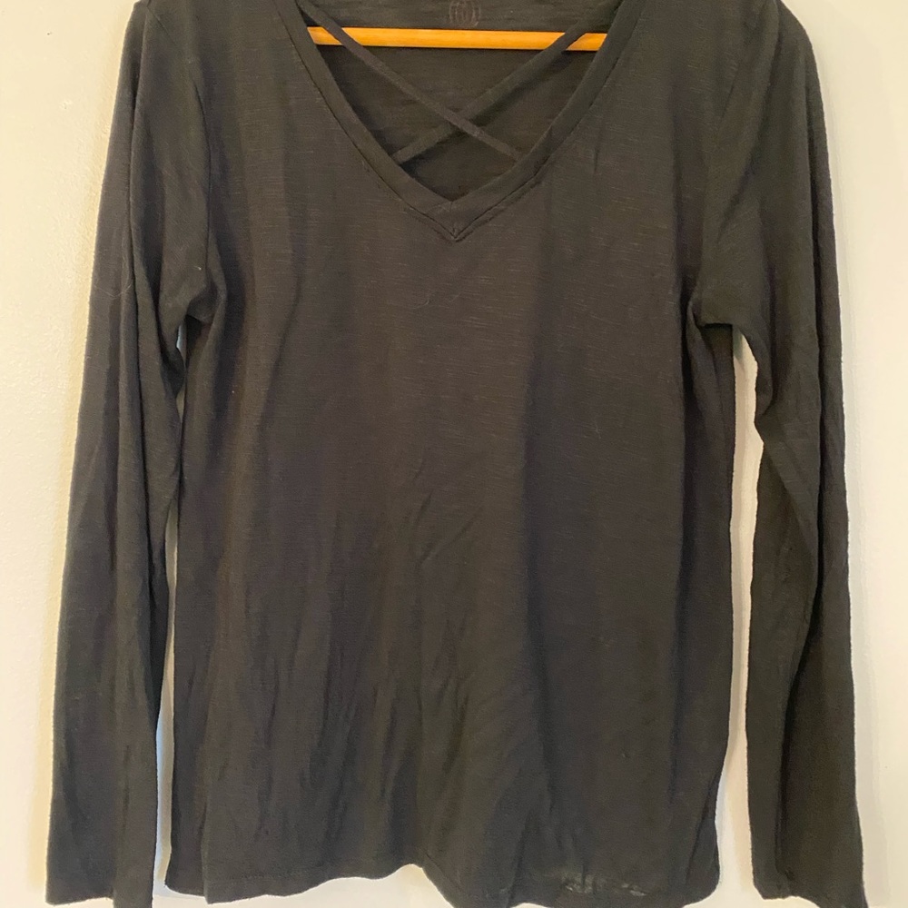 Long sleeve tee